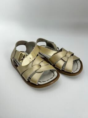 Salt Water Buckle Leather Sandals by Hoy Shoe Toddler Girls 5C Gold